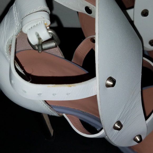 L.A.M.B. Gareth Sandal White/Gray Womens Size 8 - Picture 13 of 14